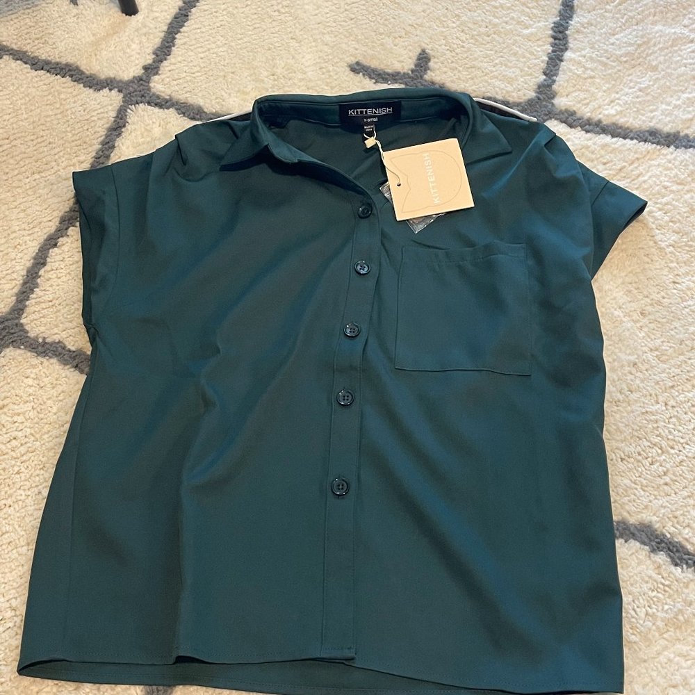 NEW WITH TAGS Short Sleeve Blouse